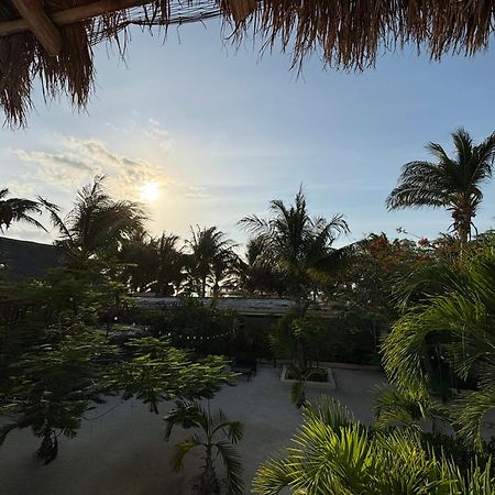 La Diosa Kali Beach Front Hotel Остров Холбокс Экстерьер фото