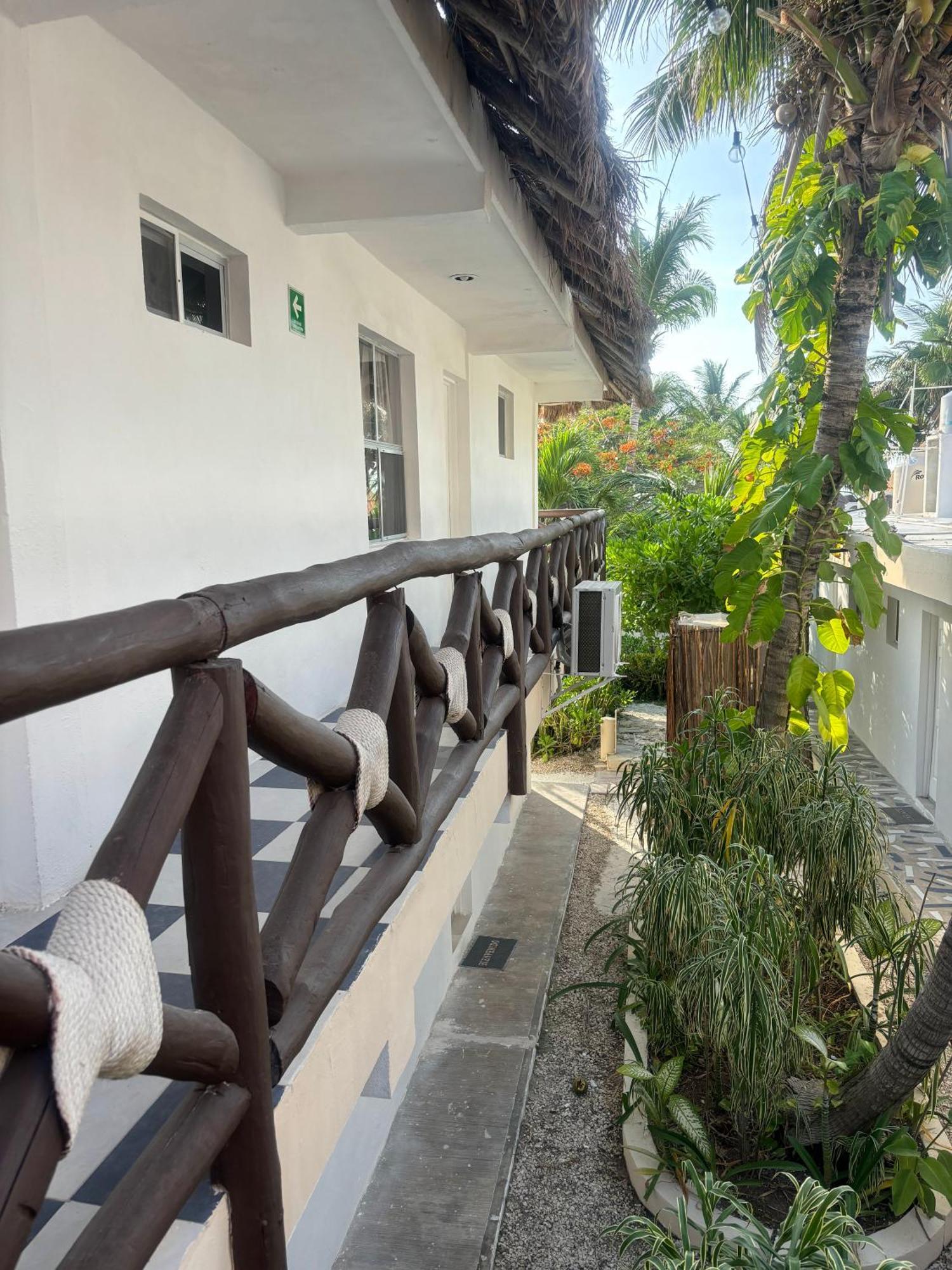 La Diosa Kali Beach Front Hotel Остров Холбокс Экстерьер фото