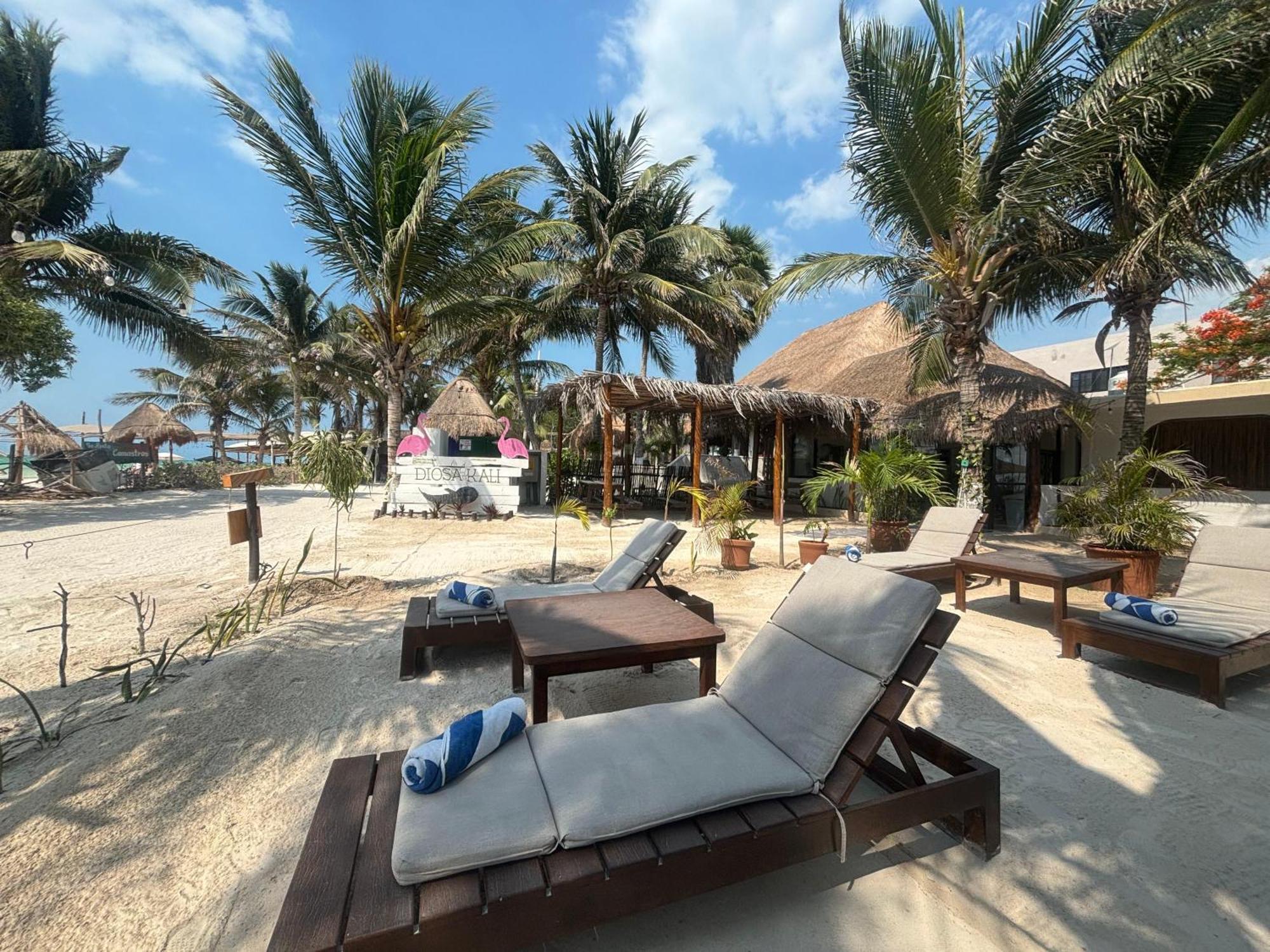 La Diosa Kali Beach Front Hotel Остров Холбокс Экстерьер фото